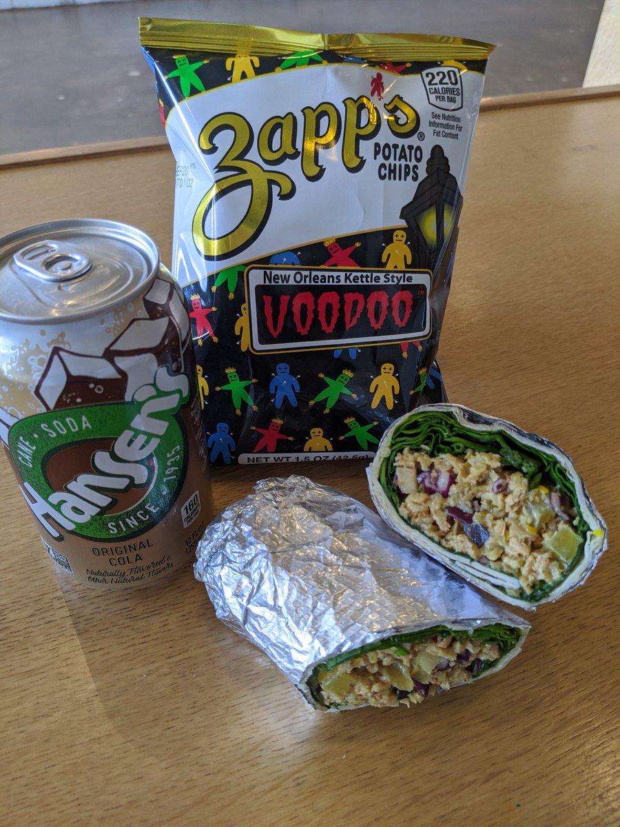 Don’t forget about this sweet combo we have now! You get a wrap or salad with a side of chips and your choice of drink. We’re here till 6PM tonight, can’t wait to see you 😋 #okcvegan #theloadedbowlokc #downtownokc #okcfarmersmarketdistrict #okcvegan #theloadedbowlokc #downtownok