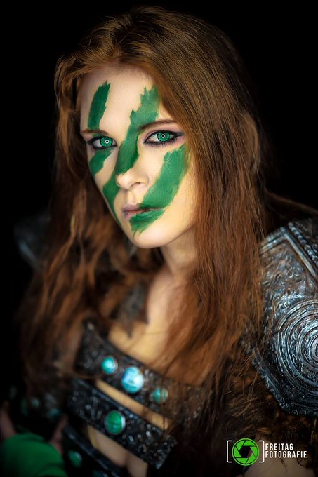 1 pic. :-) #Cosplay The Elder Scrolls V #Skyrim - #Aela the Huntress by the gorgeous @Monono_Creative