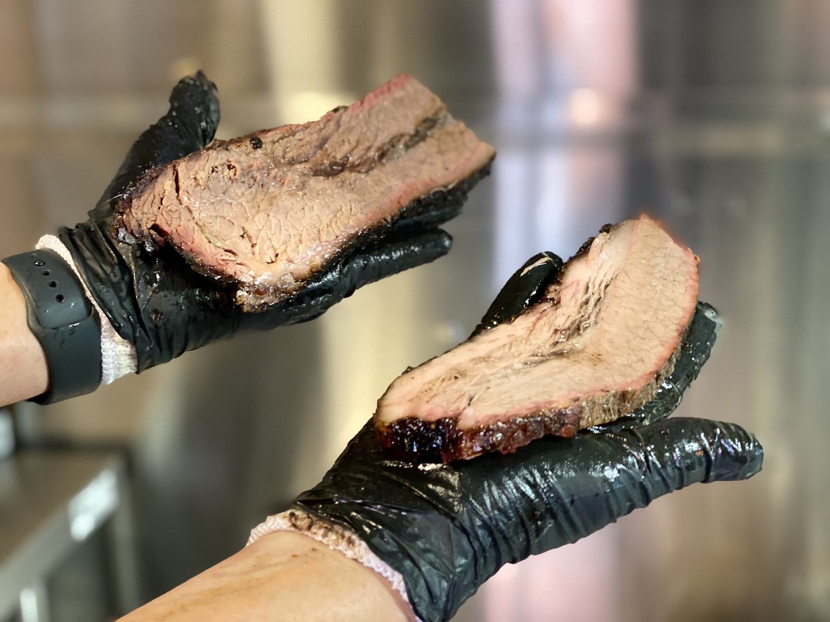 OriginalTexasQ's tweet photo. @OriginalTexasQ  is serving up #TexasCraftBBQ at 1683 Northpark in KINGWOOD until sold out! Download the @Roovy_App for a #Contactless experience #OrderPayEat Delivery to Kingwood starts next Saturday 8/8/20! https://t.co/ID8MFELD49