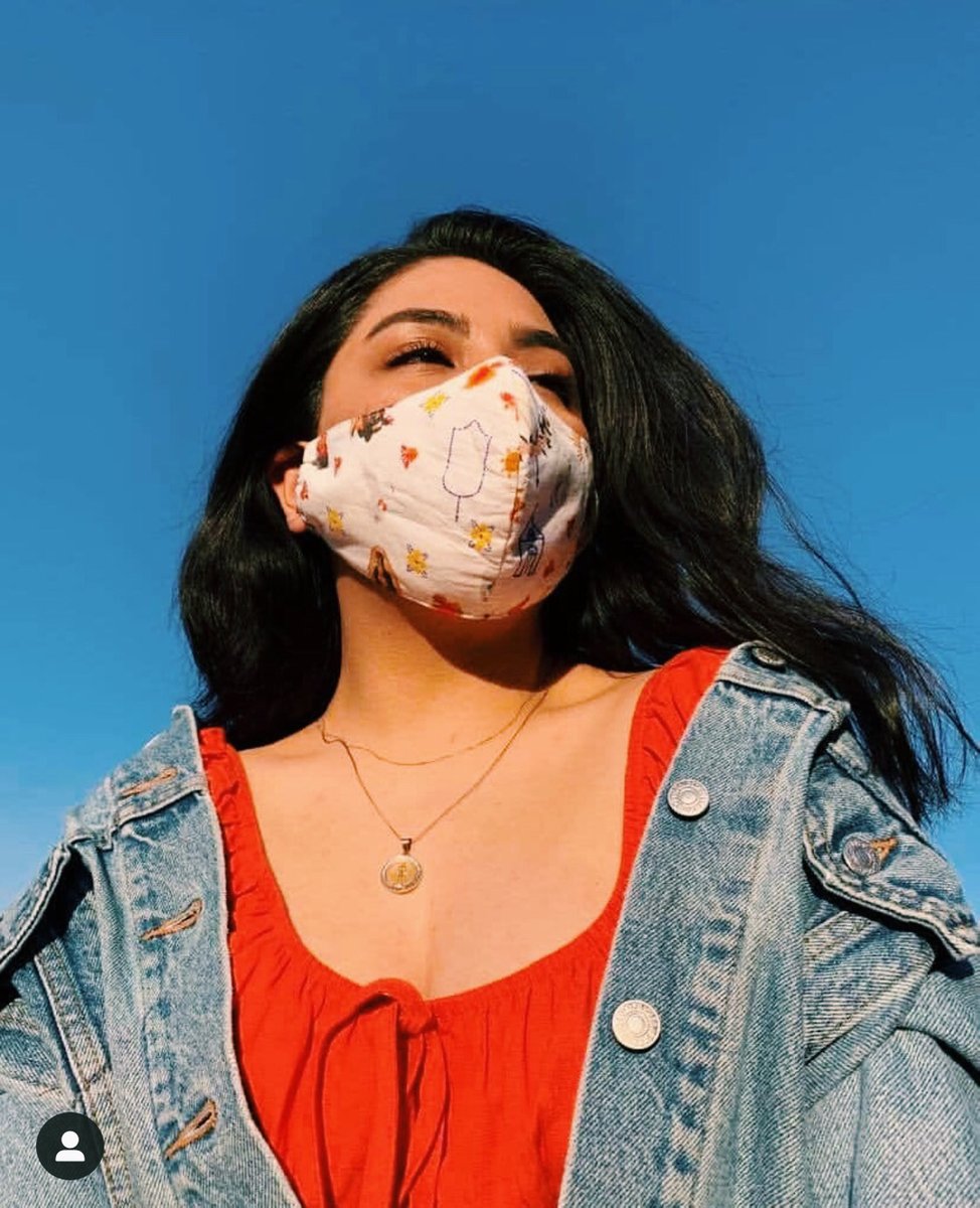 beaheartdesign's tweet photo. Mary is not a stranger to strange times. She is with us no matter how hard things get. Love how @whitneysamantha is wearing this mask created by @airbabysmama with our Marian bandana to bring some of Mary's light to the everyday struggle.
-
Photo by @whitneysamantha https://t.co/5HyXAV3pOe