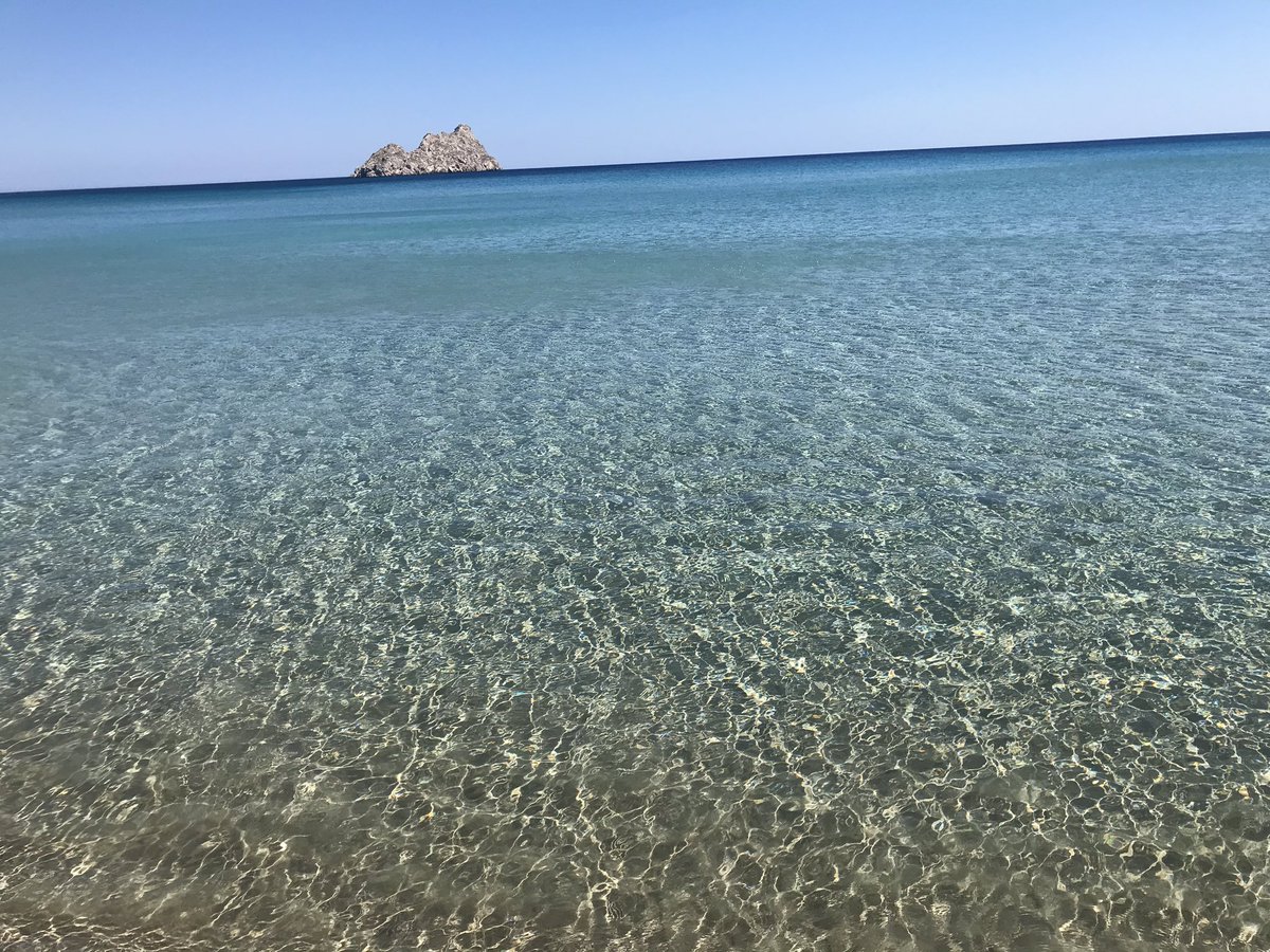 DrPMitrou's tweet photo. Cretan summer-beautiful sunset and crystal clear water even during #COVID19gr #GreekSummerFeeling #GreeceHealthFirst https://t.co/4H6borgakd