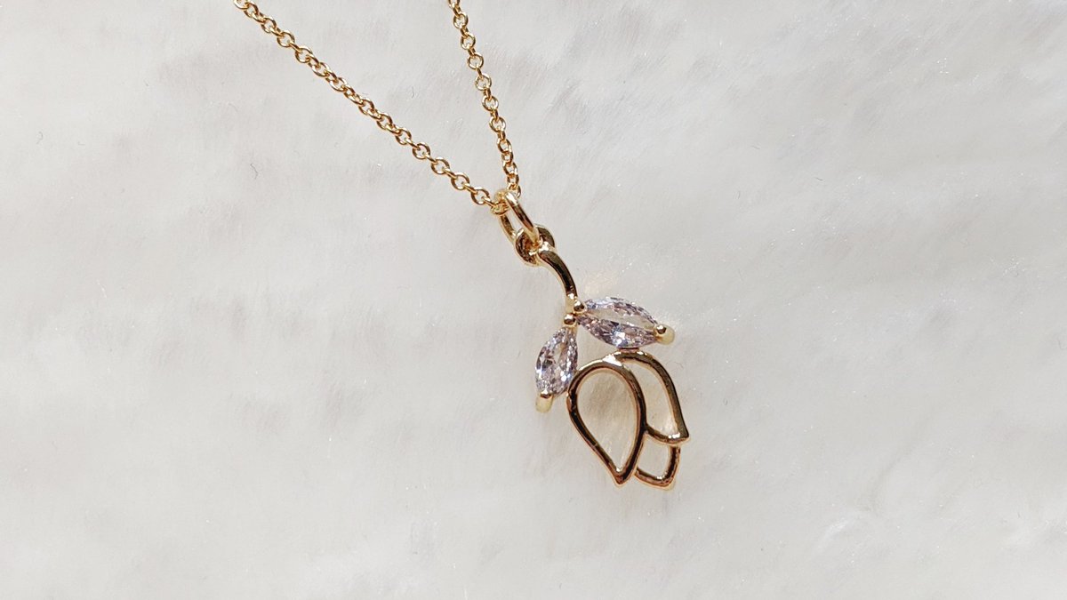 MarySonjaTudor's tweet photo. ✨Princess Collection is live!✨
+ a small £5 section restock! 

https://t.co/myvasZKCX7 https://t.co/D53uyflSv8