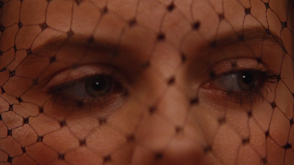 TheCinesthetic's tweet photo. Inglourious Basterds (2009) dir. Quentin Tarantino https://t.co/RqTymSUgV7
