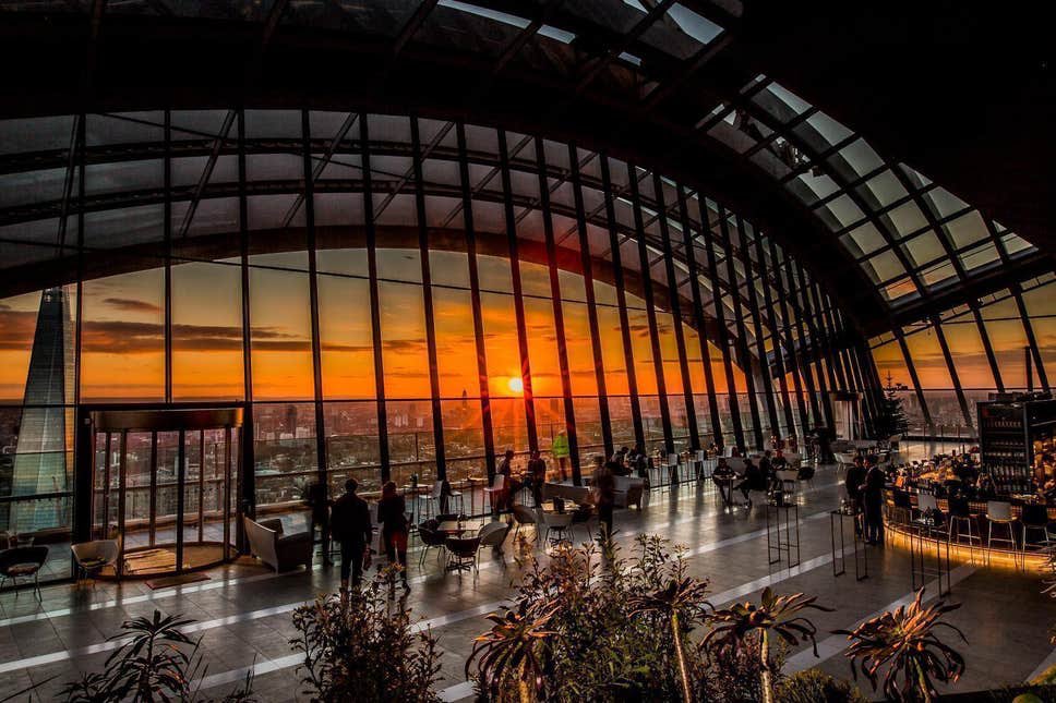 Sky pod bar in Sky garden