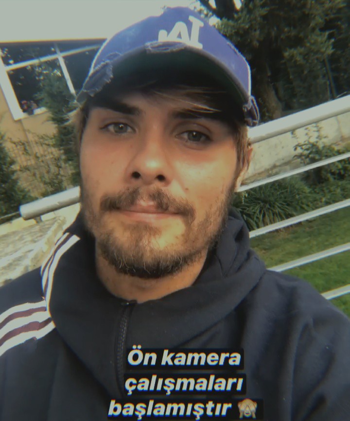 husna_mm's tweet photo. 2.02lik minik zürafam seni harbiden çok seviyoruz yaa 🦒@barismrtyagci https://t.co/5LKD476y6f