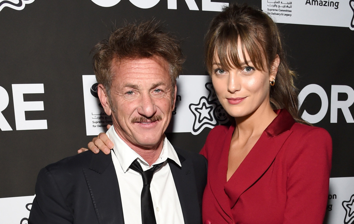PageSix's tweet photo. Sean Penn, 59, quietly marries girlfriend Leila George, 28 https://t.co/kBInl776MR https://t.co/H5A4sJ74Q3