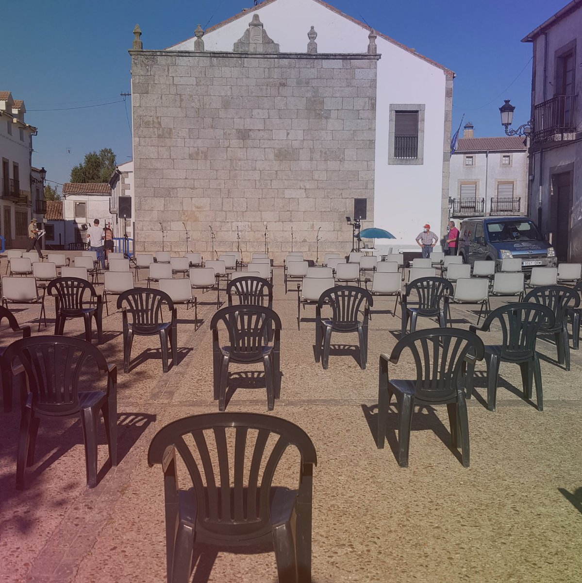 RINGORRANGO's tweet photo. ¡Todo preparado! Nos vemos a las 21h. en #BermilloDeSayago 
🎉🎉¡Qué ganas! 🎉🎉
#Ringorrango #Ecléctico #FolkloreHistérico #ManojitoDeCantares #SummerFolk2020 https://t.co/xdooKkM1Nc