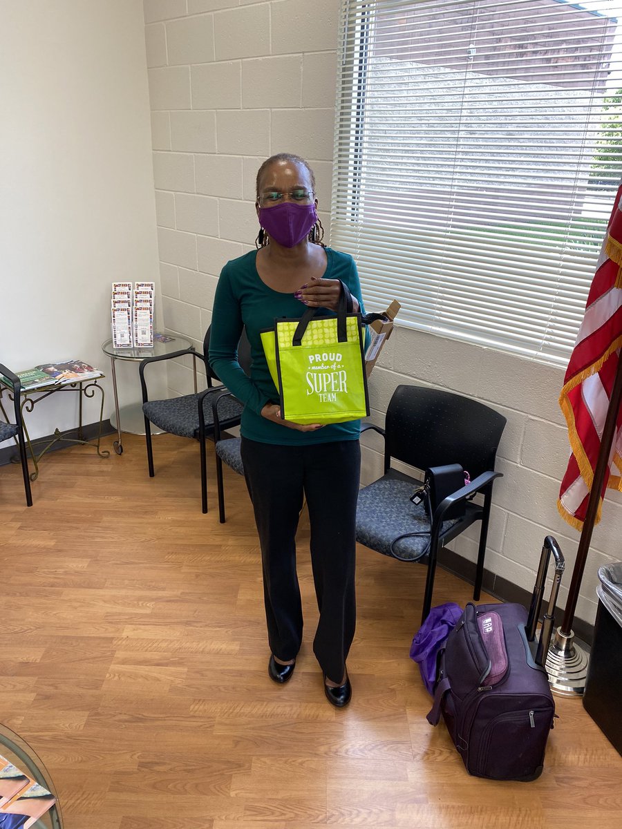 Sherri Johnson (@sherrijohn21) on Twitter photo So excited to welcome @marilynsimmonsb to the <a href="/APSForrestHill/">Forrest Hill Academy</a> family! πͺπ½ staff empowers πͺπ½π¨π½βππ§π»βππ©π½βπ So excited to welcome @marilynsimmonsb to the <a href="/APSForrestHill/">Forrest Hill Academy</a> family! πͺπ½ staff empowers πͺπ½π¨π½βππ§π»βππ©π½βπ