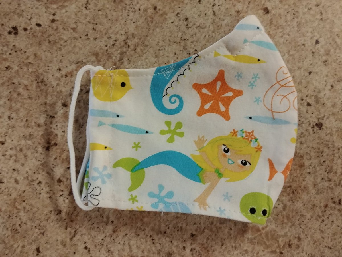 Lilchick560's tweet image. 15% off fitted face masks through 8/31! Lots of fabric choices!
etsy.me/322iM1u via @Etsy 
#15%off #fittedfacemasks #menwomengirlsboys