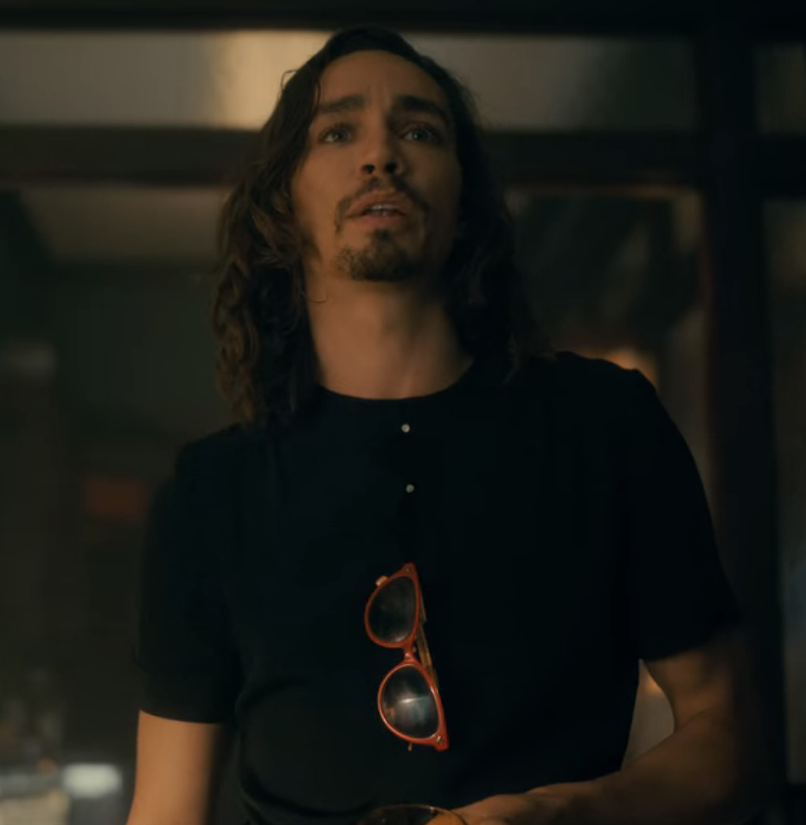 klaus hargreeves icons![post credit if using]