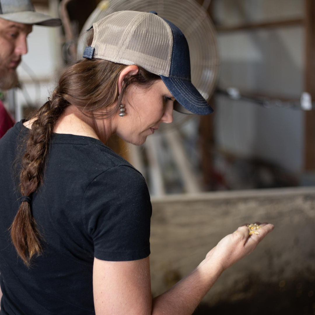 BA_HorseFeeds's tweet photo. We take each small batch of Billy Allen Horse Feed seriously &amp; pride ourselves in our attention to detail.  We want to ensure every bag has the same consistent, high quality product!
#hands-on #everystep #billyallenhorsefeed #horsefeed #thefeedofperformancechampions https://t.co/SgIZpEeBMw