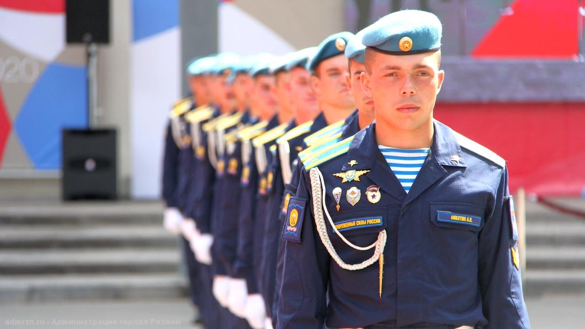 Today Ryazan and its citizens are celebrating the city's 925th anniversary. Long live Ryazan!