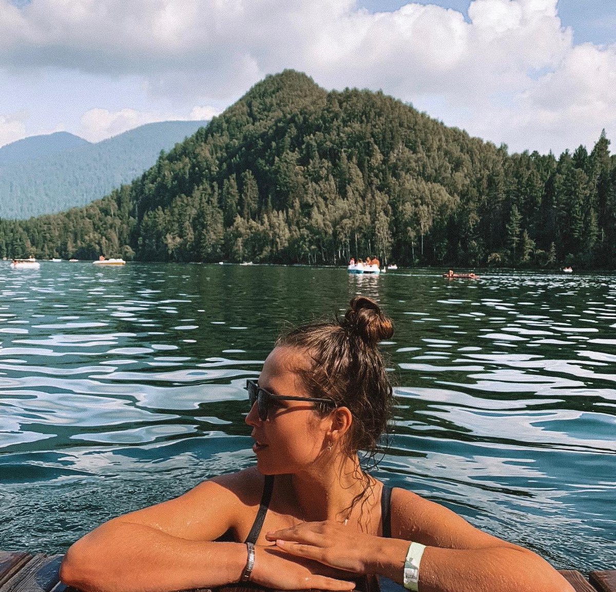 marineivanyan's tweet photo. summertime 🍉 https://t.co/7P5FGdiDP7
