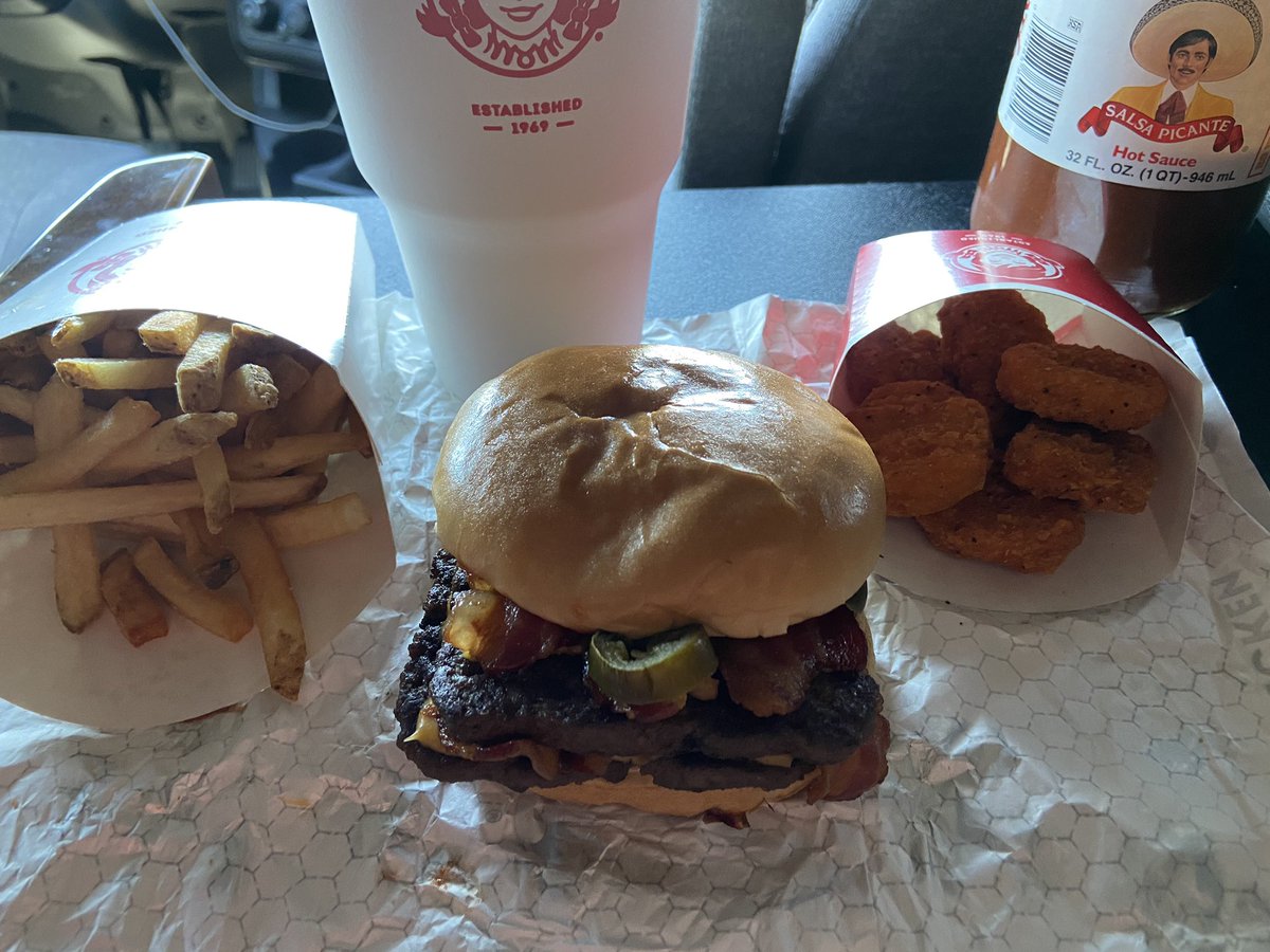 FanOfRadio's tweet image. Got some @Wendys and listening to @BigOandDukes Reloaded again. It’s great! #LLTH