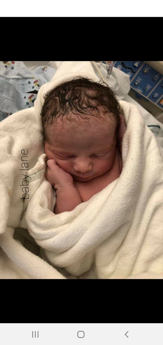 _1D_5SOSLOVE_'s tweet photo. Welcome the newest member to my family :) baby lane born 7/31/20 19inches https://t.co/oD4ro3BSDh