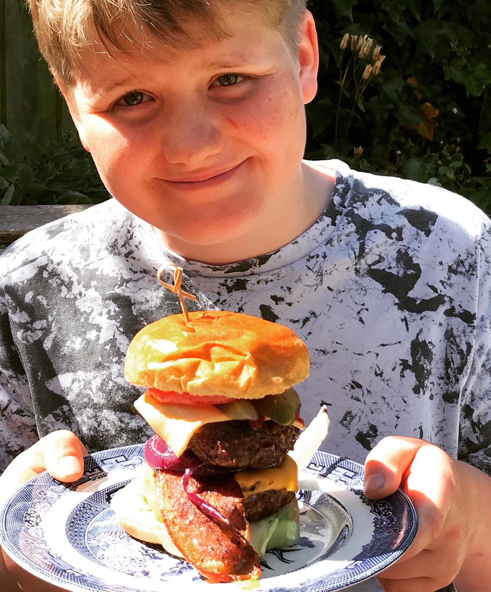 The Woodee tweet media