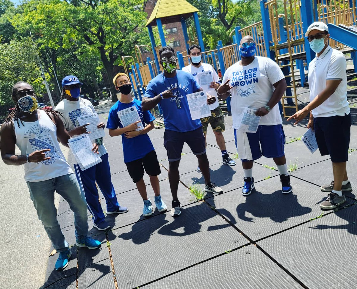 IamClassicBeatz's tweet image. Today I did a voter / census education drive with my brothers out here in #EastNewYork #Brooklyn. We need to work hard to prevent our community from being undercounted &amp;amp; underrepresented. Its the least we can do to honor our brother John Lewis's legacy. 
#GOMAB 
#PhiBetaSigma