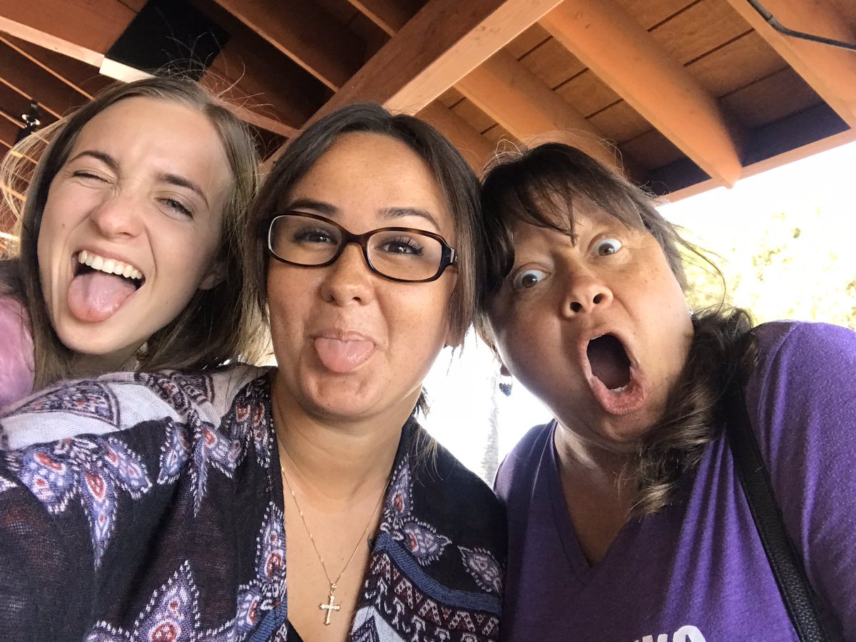 10Hicks2's tweet photo. All 5 of my daughters are supporting me but these two are doing #ketodiet w/me. Hope to help my #diabetes , high cholesterol &amp; high blood pressure with #Keto @alyfeuerborn https://t.co/qpI8UxewkL