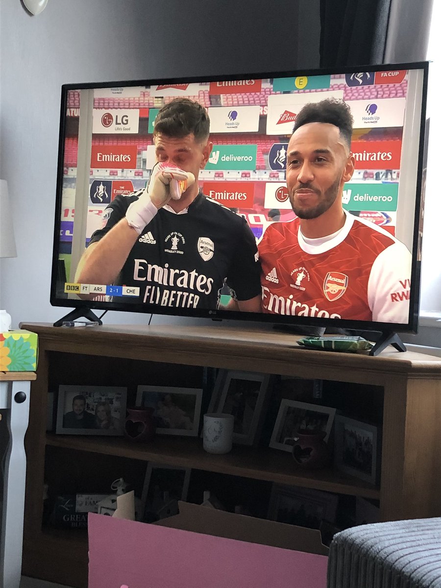 KurtisBirch's tweet photo. These two😍 UP THE GUN🔴⚪️ https://t.co/Utp8YwrLZx