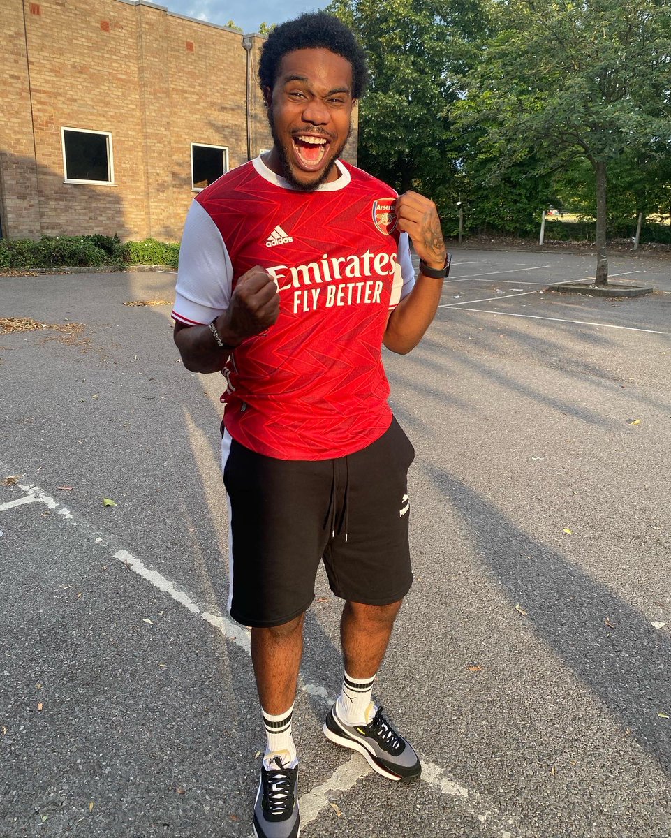 ramonerochester's tweet photo. THE FA CUP IS OURS. LONDON IS RED 🏆🔴 https://t.co/DHppDLuJVg