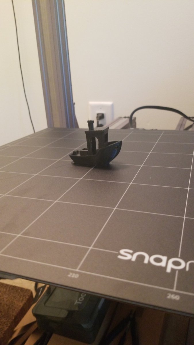 Ashen_Works's tweet image. Successful Bench on my #snapmaker2 ! Now for the the #TTRPG miniatures a person could ask for!