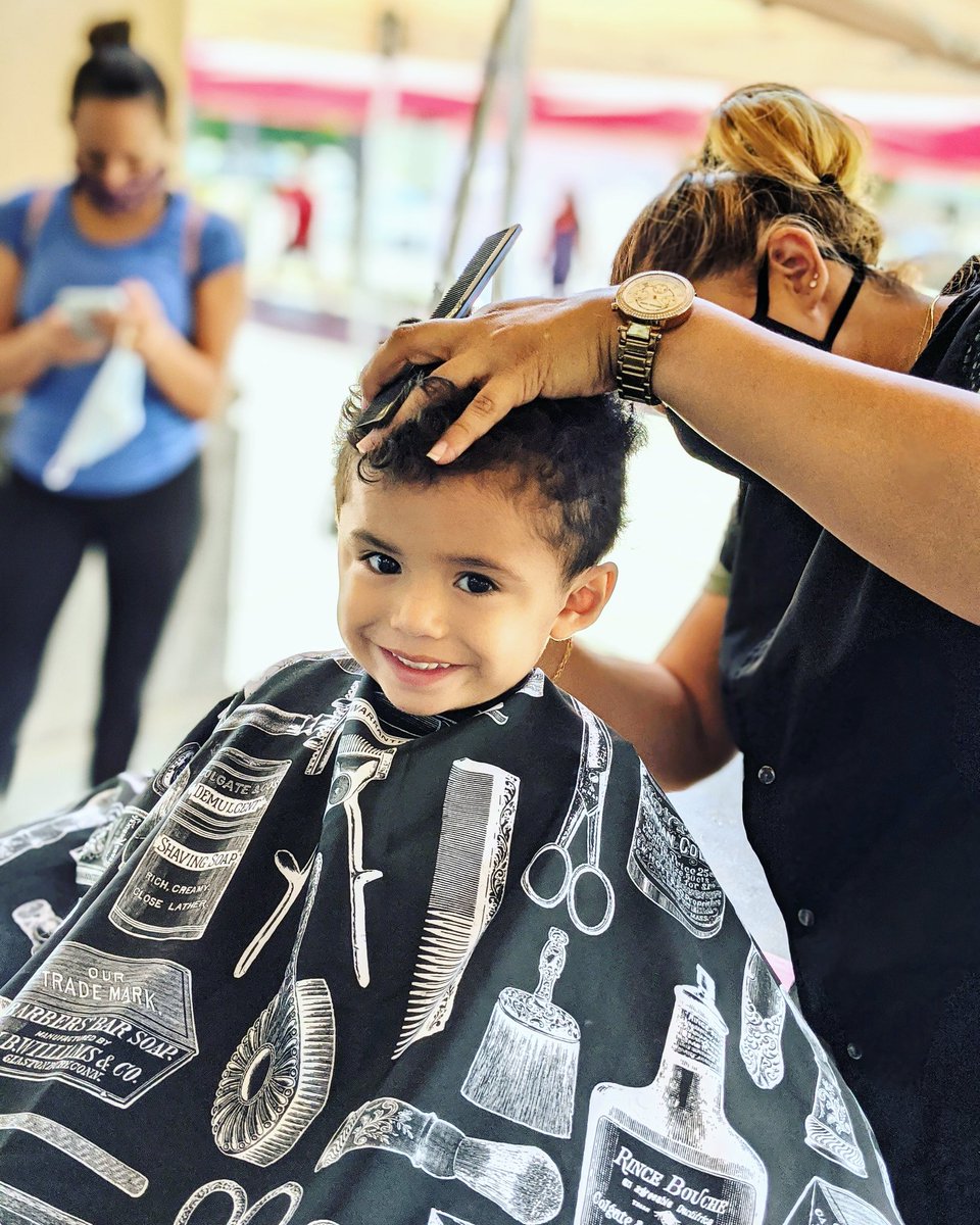 This little cutie sat SO still during his #outdoor haircut. Great job! 😊

Victor M.'s cut and style by Ms. Faustina

#sharkeystustin #tustin #handsome #salon #saveoursalons #outside #california #smallbusiness #orangecounty #ochair #kidssalon #boy #boymom #hair #haircut #curls