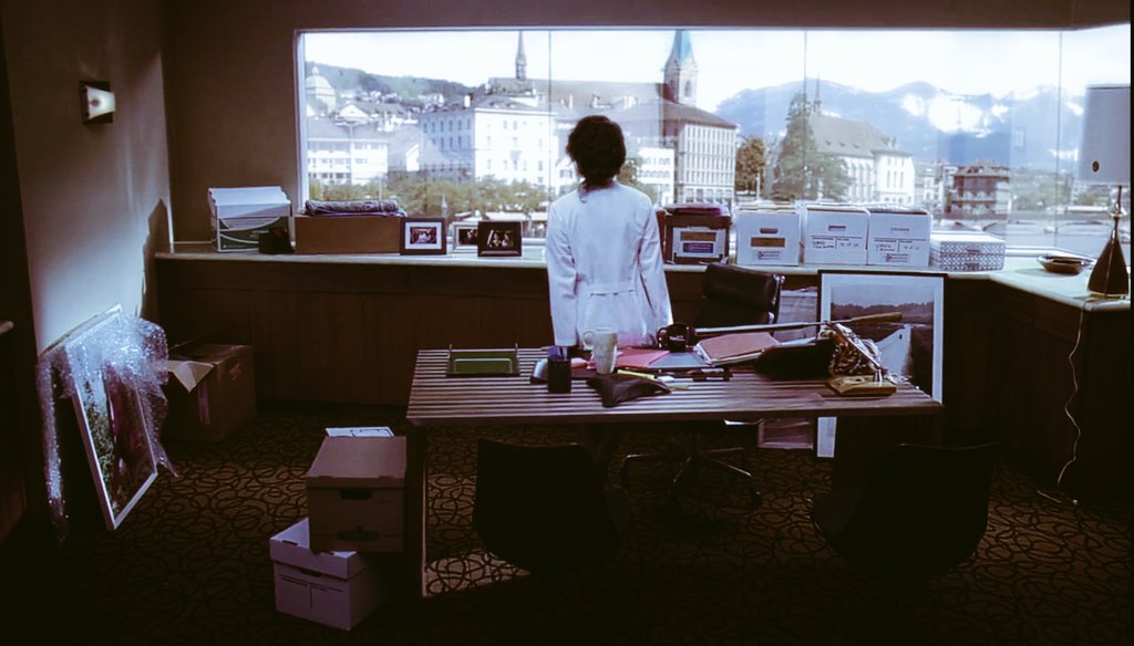 cuhmille_'s tweet photo. I am just glad that they didn't killed off Cristina Yang. She got a decent exit but my heart is still sobbing. Hoping she'll have an appearance in any episodes on Season 17. She is overrated and I just love her😭❤

#CristinaYang #SandraOh #GreysAnatomy #Season10Episode24 https://t.co/KriP82mj2i