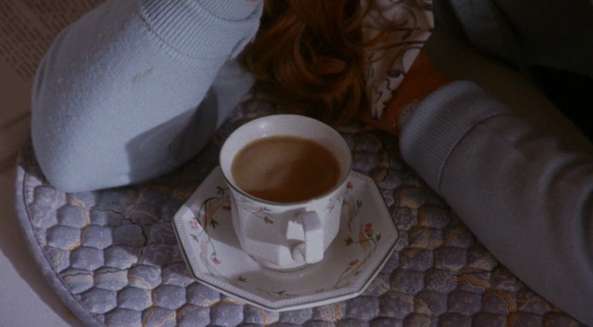 LOVEISLOVE169's tweet photo. Dream Demon (Harley Cokeliss, 1988). https://t.co/8xUKYeHYNL