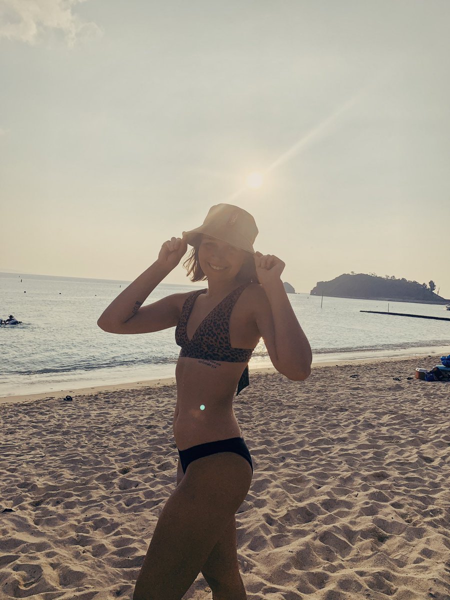 AndrejaChambers's tweet photo. I would of never posted these photos 2 months ago.. yolo? https://t.co/YVOJuCvlan