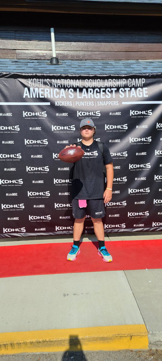 JackMowrey1's tweet image. Blessed to announce that I have received my 4th🌟 with @KohlsSnapping thank you again @Coach_Casper for a great National Scholarship Camp.
@CMontgomeryLS @AKHS_Football @KohlsKicking #AGTG 
James 1:17 Every good gift and every perfect gift is from above.
