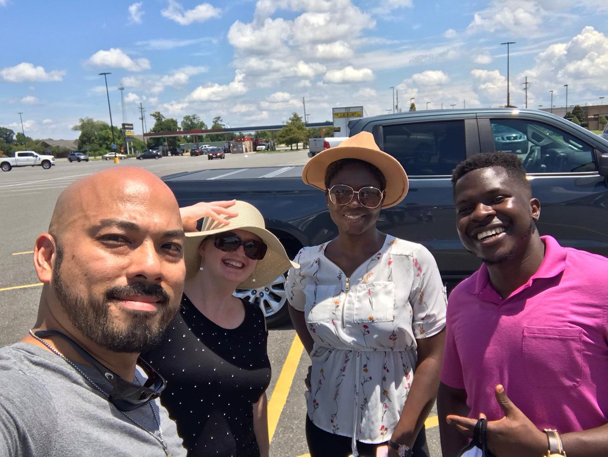 redemption_PC's tweet photo. We were able to minister to and pray for so many people in our community today! All of Heaven rejoiced as 1 soul was led to Christ. 
God’s people are waiting for you. The harvest is plentiful! Join #TheMVMT next Saturday at 11am! https://t.co/ebwZKkQDqG
