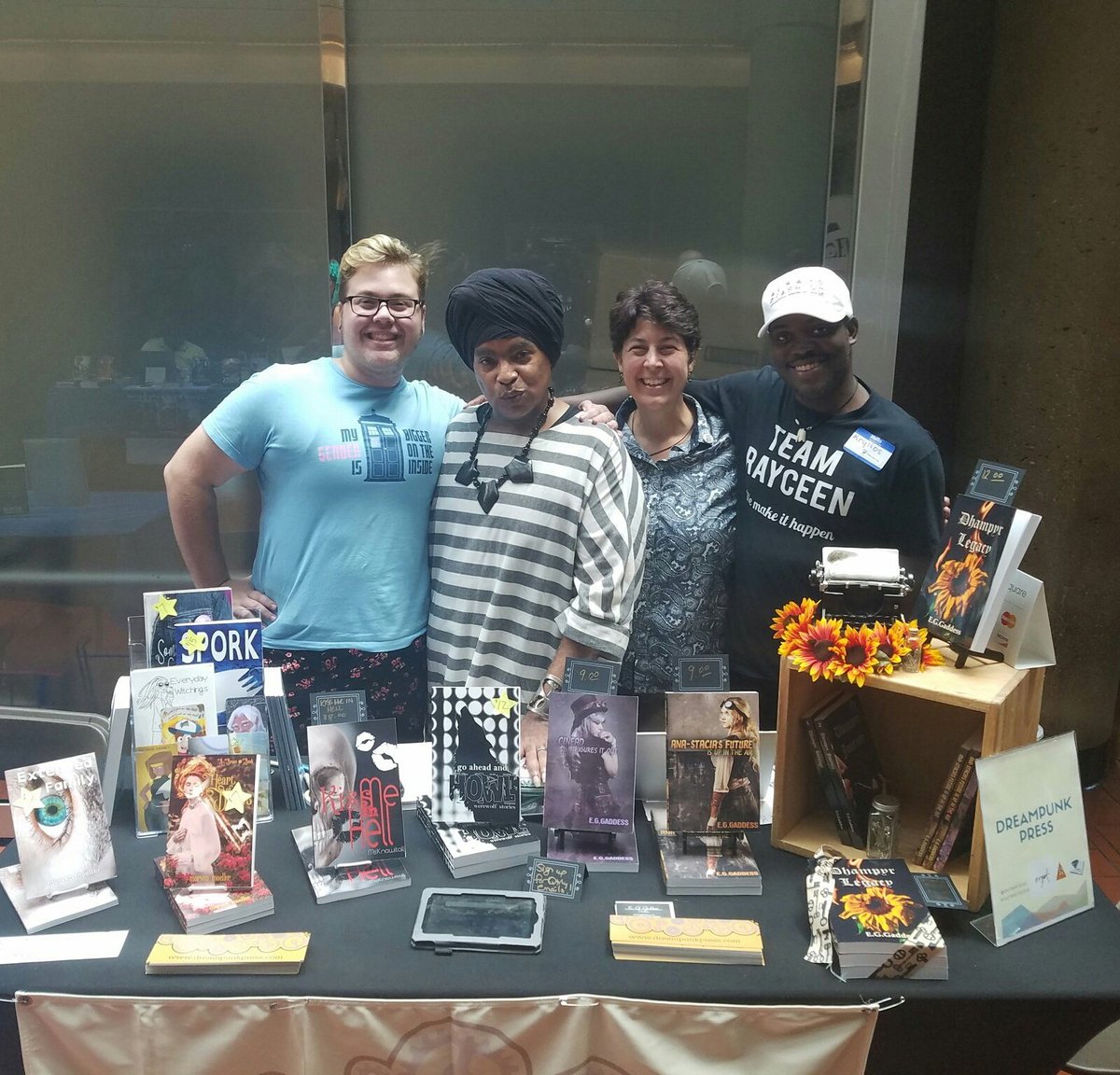 RayceenFans's tweet photo. FYI: @RayceenHRH participated in @OutWriteDC from 2015 through 2019
📚
#OutWrite2020 #OutWriteDC #OutWrite #StillWe https://t.co/5kAuvhni2U