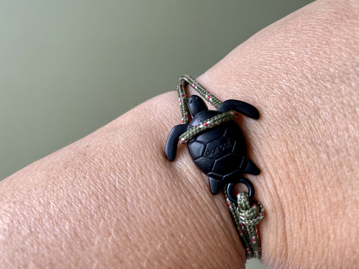 CBMinnish's tweet photo. @LHECMES family, check out my new bracelet from @dorsalbracelets https://t.co/Rtz0Wsxsxv ... every purchase removes 1 pound of trash, funds coral restoration and aids ocean conservation! #respecttheway #retailtherapy #preserveouroceans #protectsealife @wcpssmagnets https://t.co/4ggvMvwTgJ