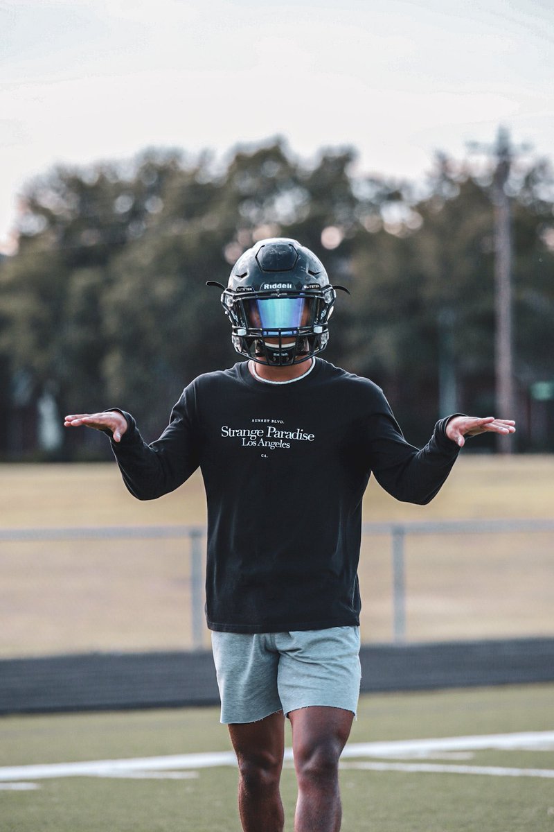 𝓃 𝒾 𝒸 𝓀 𝒽 𝒶 𝓇 𝓇 𝒾 𝓈 tweet media