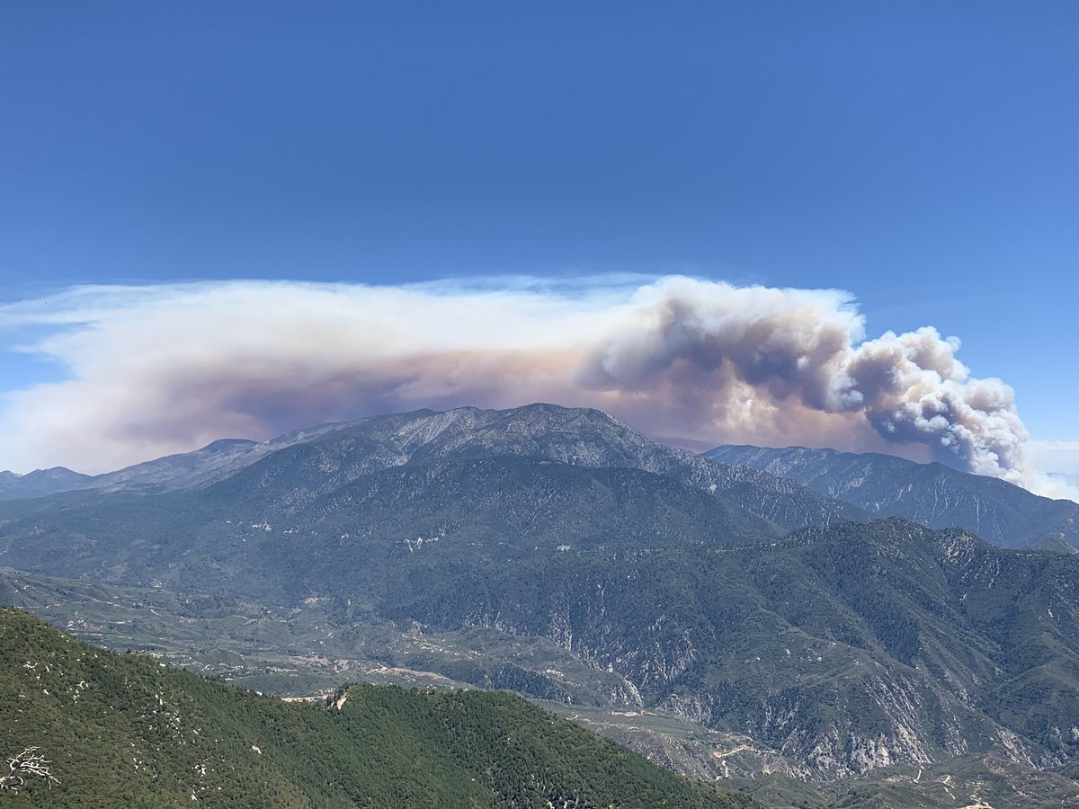 m_okun's tweet photo. #AppleFire from Keller’s Peak Fire Lookout https://t.co/EUAuYWhEnR