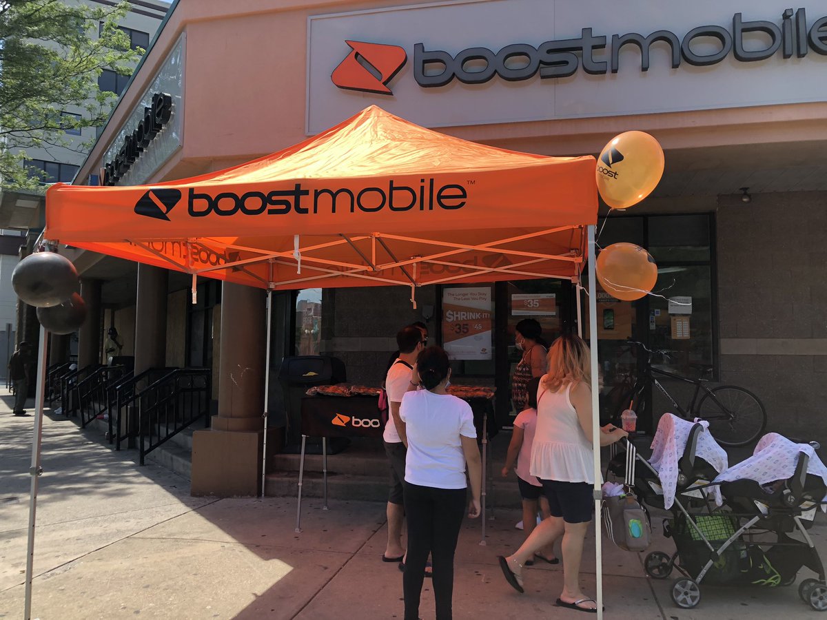 marco_Marceco's tweet photo. Itβs back to school season, pass by NB Net Solutions at 1537 Atlantic Ave Atlantic City NJ and ask about our back to school deals. Check us out make sure you ask for your #shrinkdeal #addaline #unlimited #byod We have the deals we have the promos we have the phones. Letβs go !!! https://t.co/aVfA76nR35