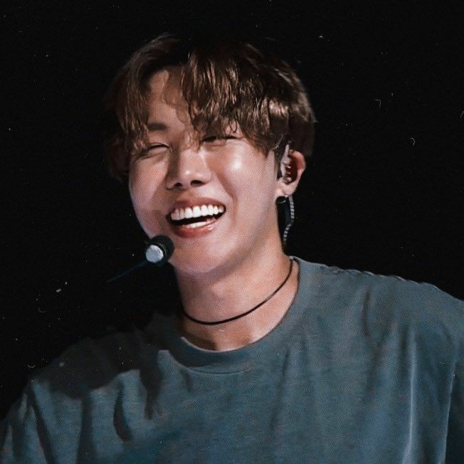 if you love hobi you have to open this thread 