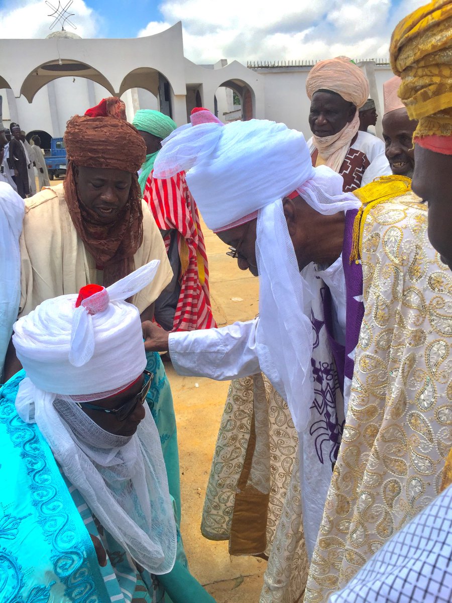namamerh's tweet photo. NAMU ALKHAERI NE✊
May Allah keep you Safe,well and always happy.
May tears of Sorrow never touch your eyes and May He never lat a Smile leave your face.
Allah Ubangiji Ya Aiko Da Babban Rabo🙏 BARDEN RINGIM✊ SUKAR FARE💪✊
⁦@MSII_dynasty⁩ ⁦@SLSforPresident⁩ #Ringim https://t.co/h7dmJy0YK0
