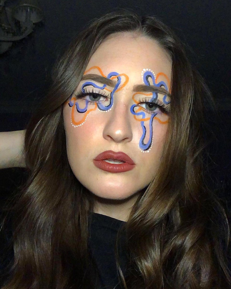 alexaleighart's tweet photo. Just some abstract squiggle makeup for your feed💙🧡
Ig: alexaleighartistry https://t.co/XS9iQ7RFti