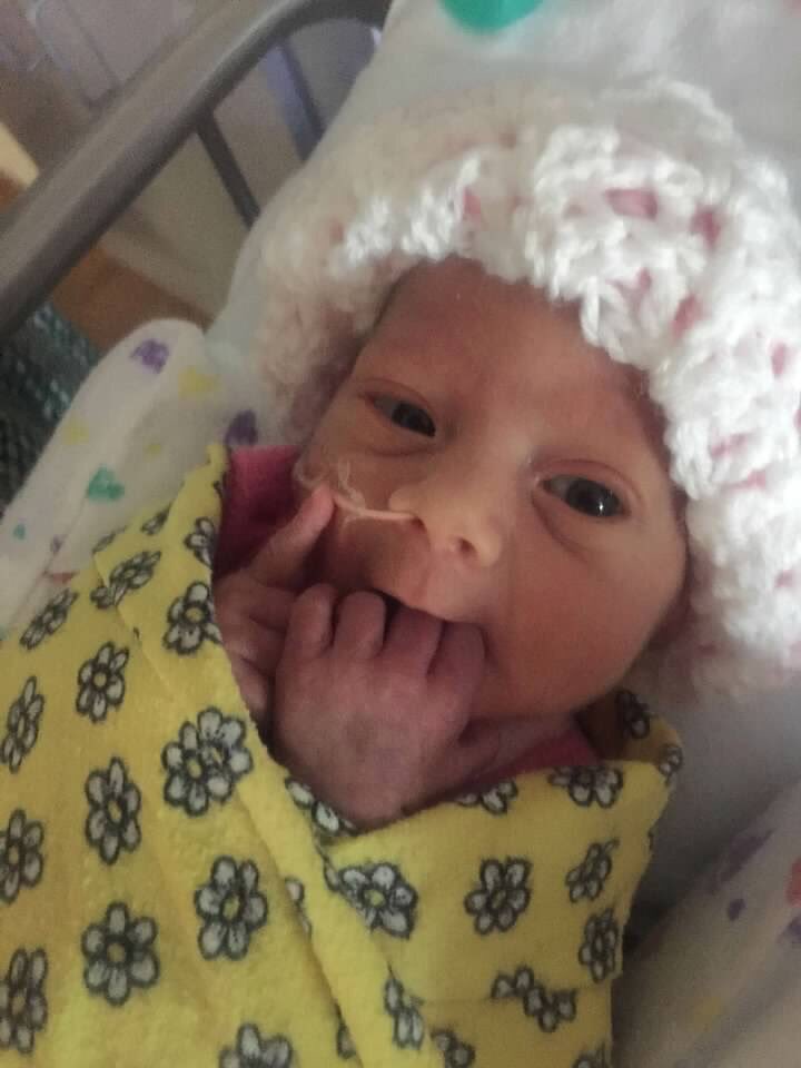 In 2015, due to her early arrival by emergency C-section, Samantha spent 6 months in the NICU and couldn’t nurse. But I was able to pump in order to breastfeed her, first through a feeding tube then by bottle. 2/