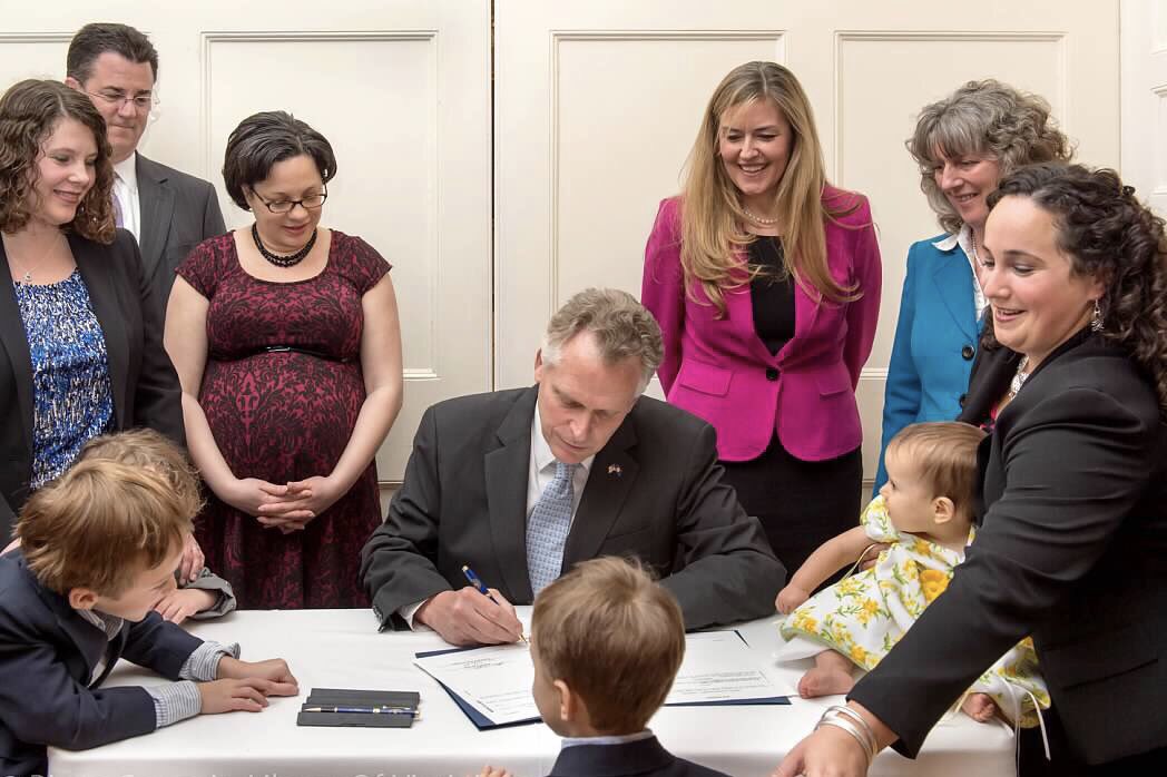 In 2015, I chief co-patroned legislation with  @DaveAlbo and then-Senator  @JenniferWexton to establish a mother’s right to breastfeed in any public place she is lawfully present. 7/