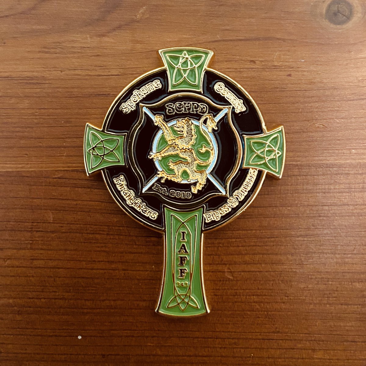 ScffPipes's tweet image. Since we weren’t able to entertain and sell merch this past St. Paddy’s Day, we can at least sell it now on our own site! Please consider supporting your local Pipe Band! (Please be patient if there are any site issues and PM if you find something. This is new to us)