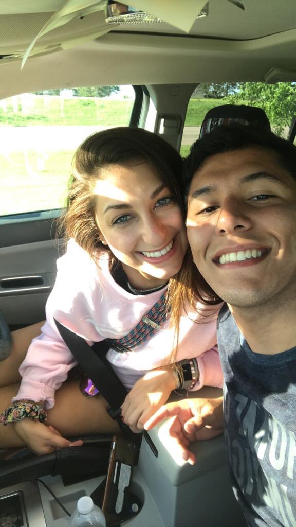 sergiomoran97's tweet photo. Happy national gf day!! Love yaaa ❤️ https://t.co/YsNSBT9Sw4