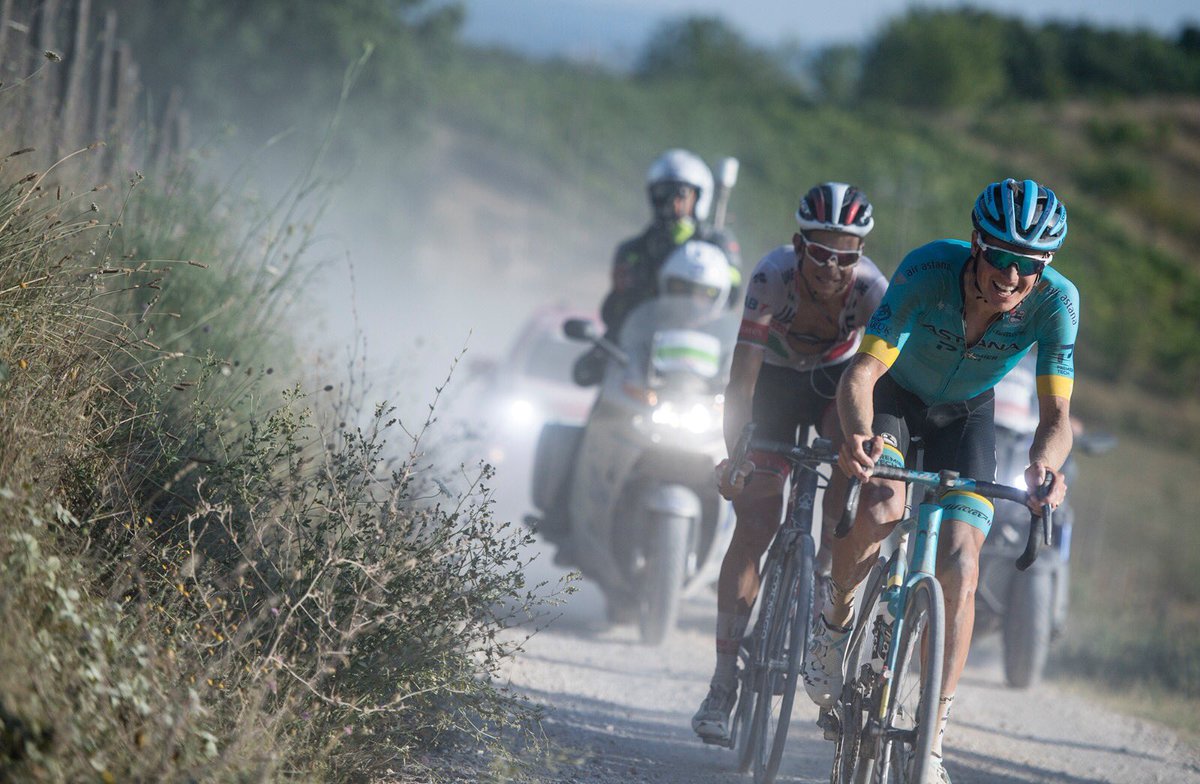 WilierTriestina's tweet photo. Done and DUSTED, @StradeBianche marked the first WorldTour race of this season and @jakob_fuglsang got a strong 5th position after an amazing race done by the @AstanaTeam • It’s nice to be back!

#lovemywilier #RaiseTheBar #StradeBianche https://t.co/9IdNFwbmll