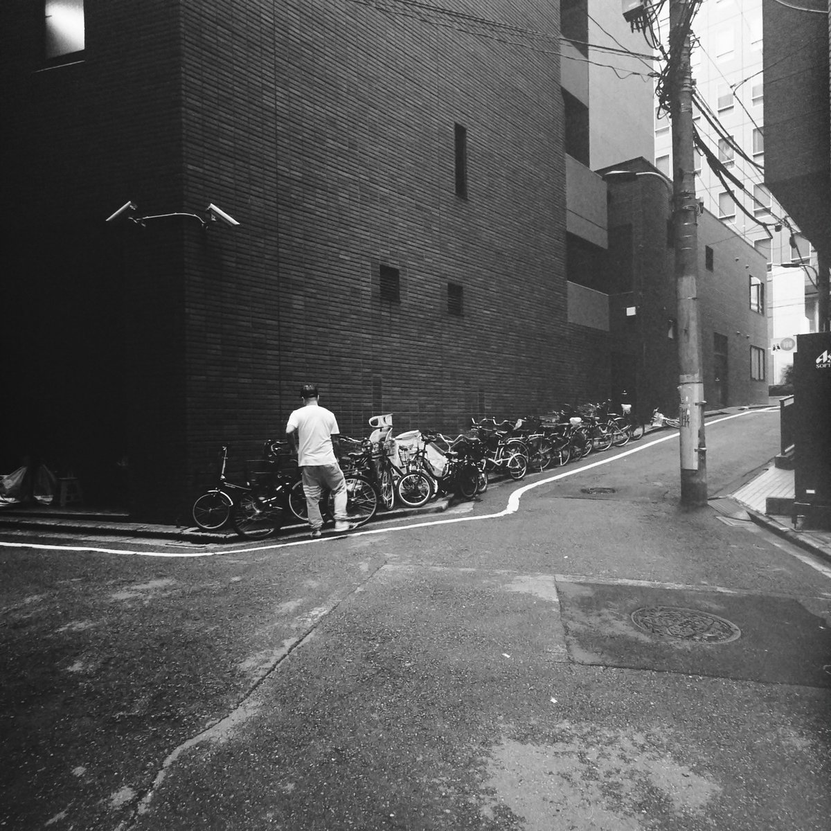 zucche's tweet photo. 富久町
#hasselbladswc #400tmax https://t.co/svfn5GAOgH