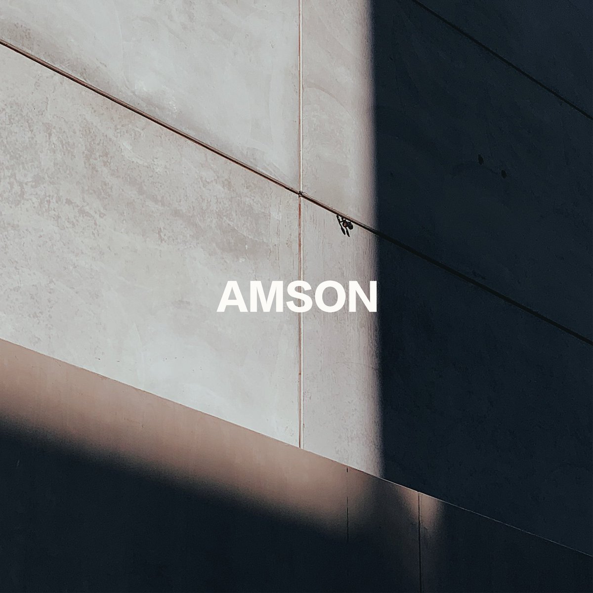 amsonstuff's tweet photo. my new song ‘Never Get It Tho’ is out everywhere 🤍 link below to listen 🥺 

https://t.co/Lik3UTirt5 https://t.co/NM8CrY3uyU