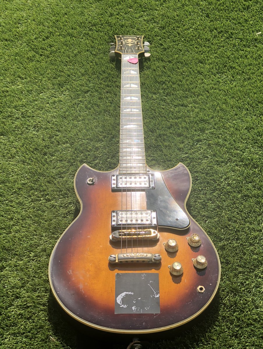 That was great! Happy 40th Kaleidoscope!This is John McGeochs SG1000 guitar that was used on that record, Happy House etc..and all the Magazine stuff..⁦<a href="/Tim_Burgess/">Tim Burgess</a>⁩ ⁦<a href="/Tuwhit2Whoo/">Budgie</a>⁩ #TimsTwitterListeningParty #SiouxsieAndTheBanshees #johnmcgeoch