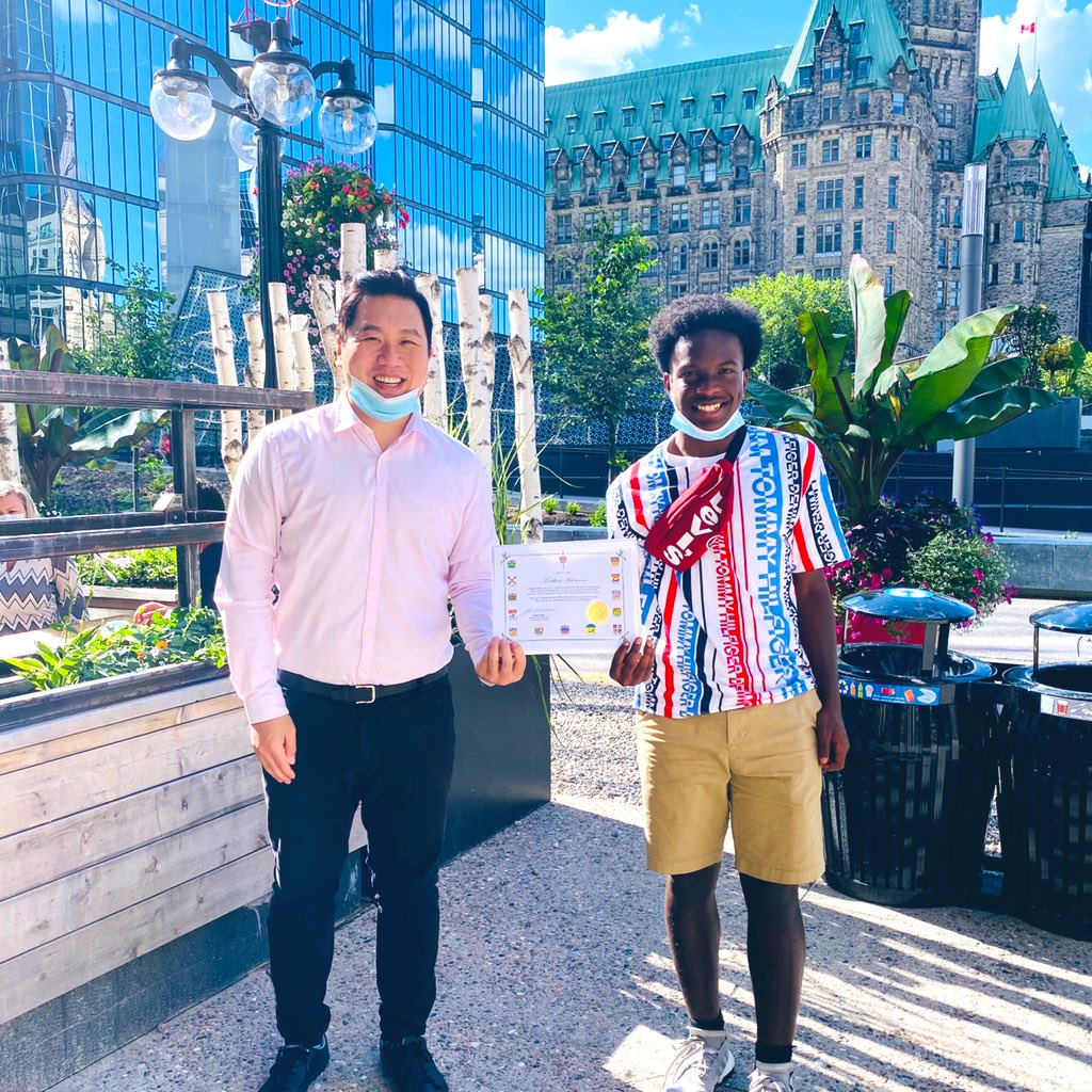 #EmancipationDay reminds us that past is connected to present - today I congratulated the first recipient of the Reynolds Scholarship for Black post-secondary students, Matthew Hitimana, in Ottawa, as he enters <a href="/Carleton_U/">Carleton University</a> after graduating from <a href="/LancerTweet/">LancerTWEET</a> in #ScarbTO North