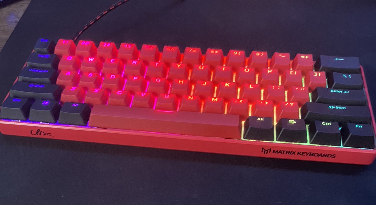evexic_'s tweet photo. Fire Ass Keyboard.  @ClixHimself https://t.co/Y6Kg9eO5KN