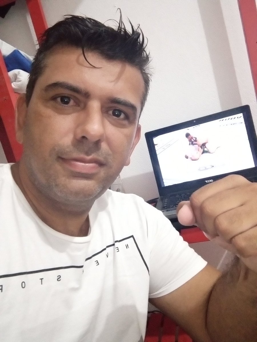 djbrunoabsoluto's tweet photo. #canalcombate #vcnocombate #UFCnoCombate @luizfelipeprota @canalCombate Galera de Ananindeua DJ Bruno absoluto e Lorena Aqui no Ceará ligado em todas do Canal Combate #palpitaonobrasil https://t.co/uIxUDYDlar